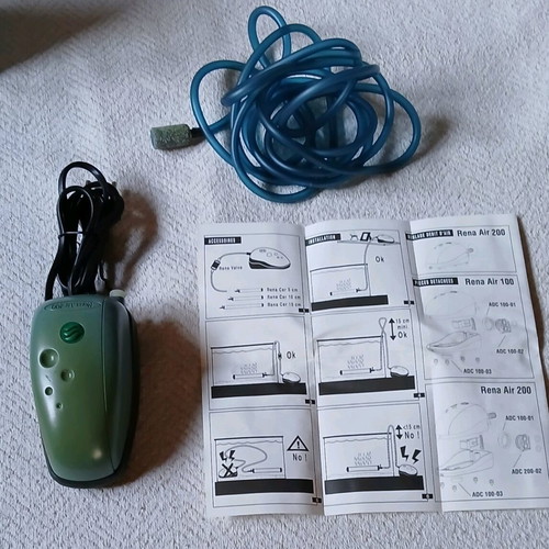 Rena Air 200 air pump used for aquarium up to 160 liters with tube and stone