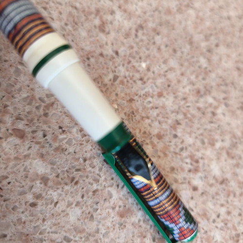 Daniel Hechter pen new