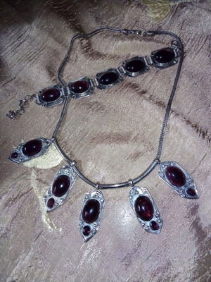 Vintage necklace and bracelet set new, purple and silver