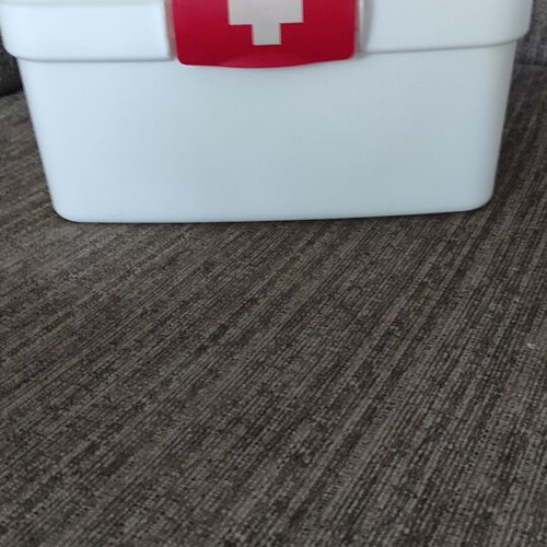 Home pharmacy kit like new