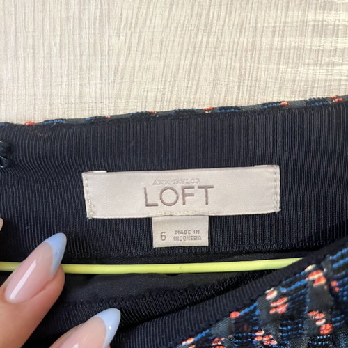 Mini skirt Loft like new, winter, size medium, blue
