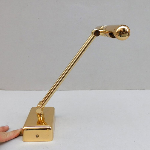 Two-light brass applique with joints for picture lighting
