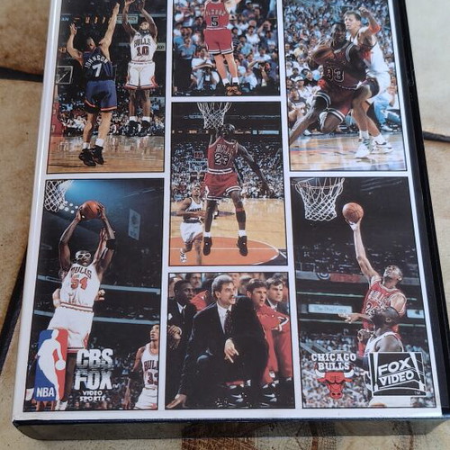 Chicago Bulls Three-Peat κασέτα VHS σαν καινούργιο, σπάνια γερμανική έκδοση 1993