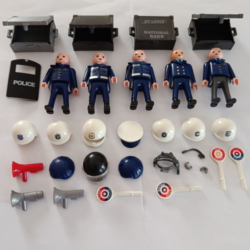 Playmobil police figures with equipment