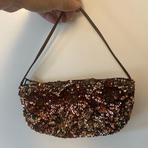 Handbag with sequins and small leather strap
