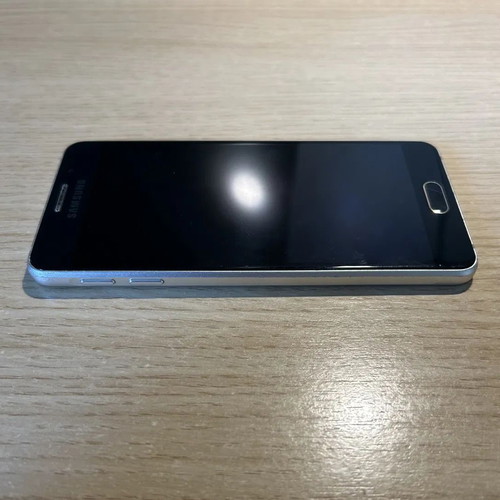 Samsung Galaxy A3 2016 Gold used smartphone with 16GB storage