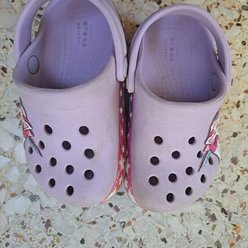 Crocs for girl size 20-21 used
