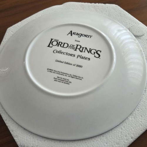 Numbered collectible Lord of the Rings Aragorn plate new