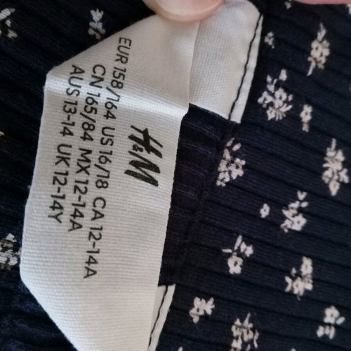 H&M long-sleeve blouse for girl 12-14 years like new