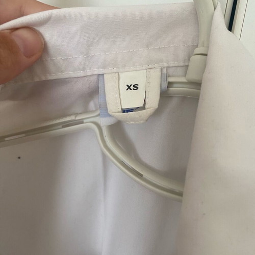 Women's Medical Robe XS like new, missing two buttons