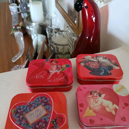 Haribo metal collectible tins like new, pack of 4