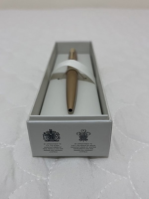 Parker Jotter XL Monochrome Gold Ballpoint pen new