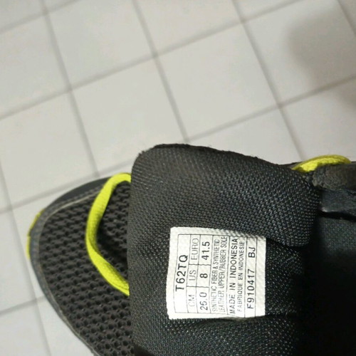 Asics athletic shoes used, size 41.5, black