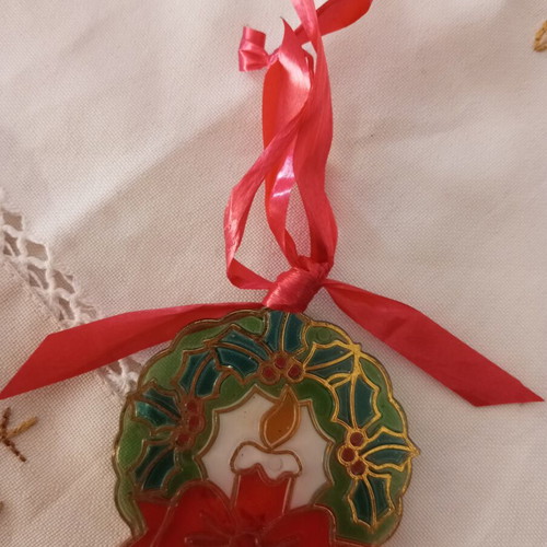Small Christmas ornament like new