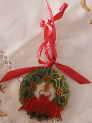 Small Christmas ornament like new