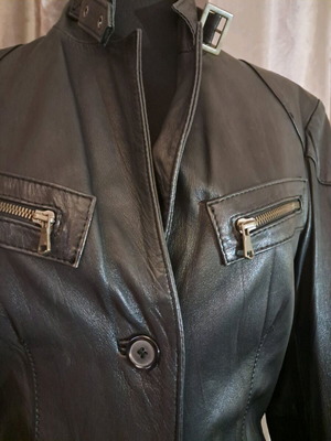 Ysadis leather coat black like new, very soft leather