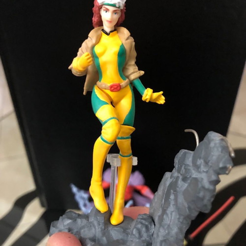 Rogue figure from X-Men 9 cm used, Marvel Comics
