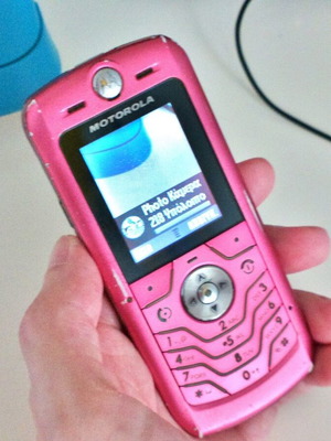 Motorola L6 used pink classic phone with camera