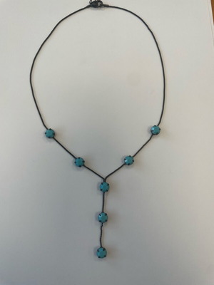 Choker necklace with blue stones like new, black metal