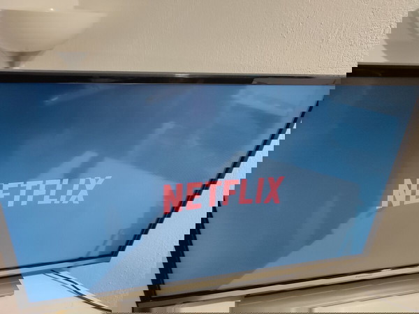 PANASONIC SMART TV 32" TX-32FS350E