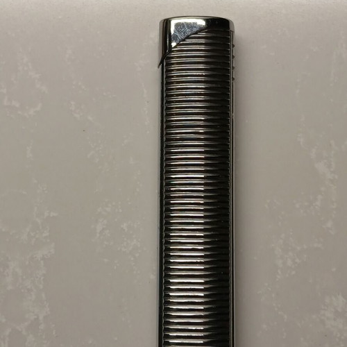 Ronson VARAFLAME piezoelectric lighter like new, slim