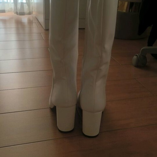White knee-high boots new, size 40