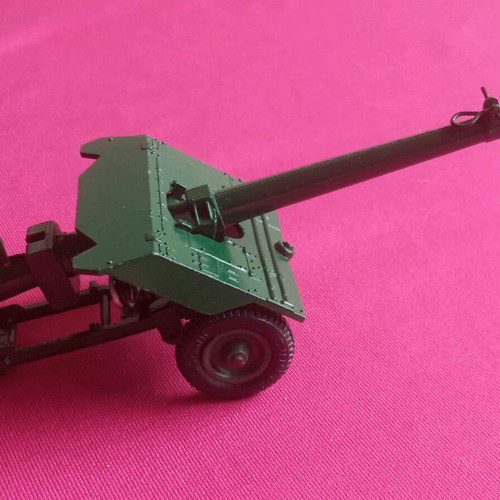 Metal British miniature cannon used vintage 1970
