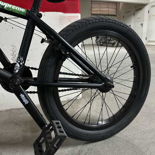 Stranger Royale 20" BMX freestyle bike like new, black, men's