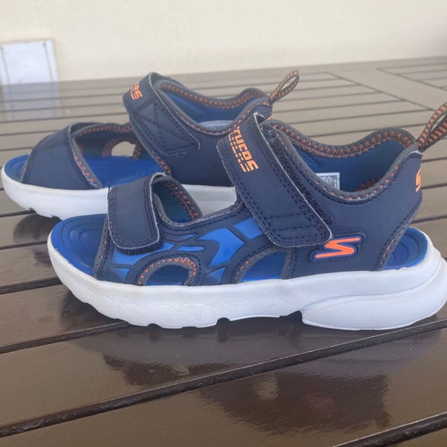 Skechers Razor Splash sandals like new, size 28, dark blue