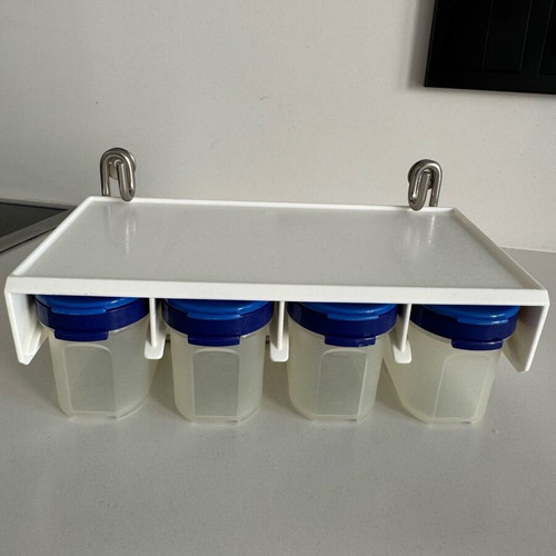 Tupperware wall spice rack set like new, 4 pieces