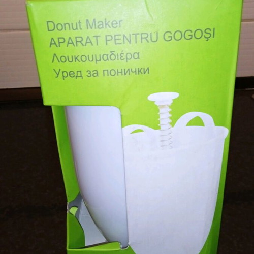 Donut maker new in original packaging