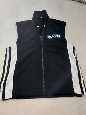 Adidas αμανικό 6 ετών σαν καινούργιο