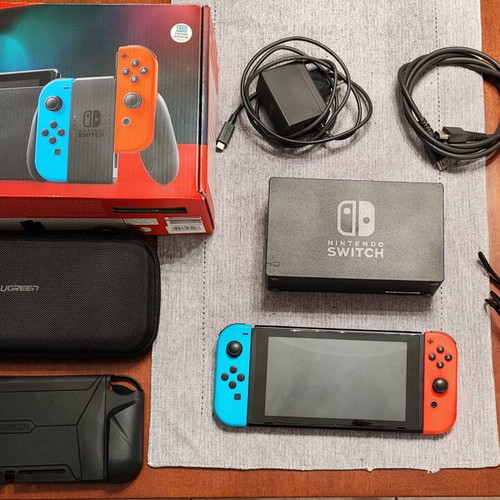 Nintendo Switch V2 console like new with accessories