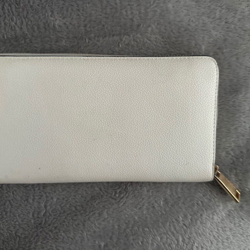 CafeNoir wallet used, white, ideal for cards