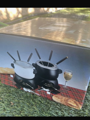 Fondue μεταλλικό καινούργιο, ασημί χρώμα για τυρί και σοκολάτα