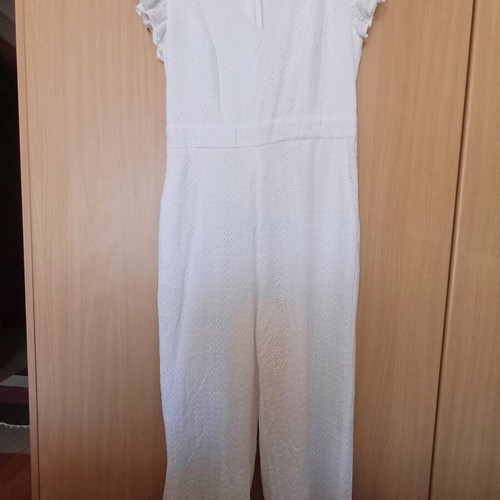 Desiree jumpsuit white like new, size L