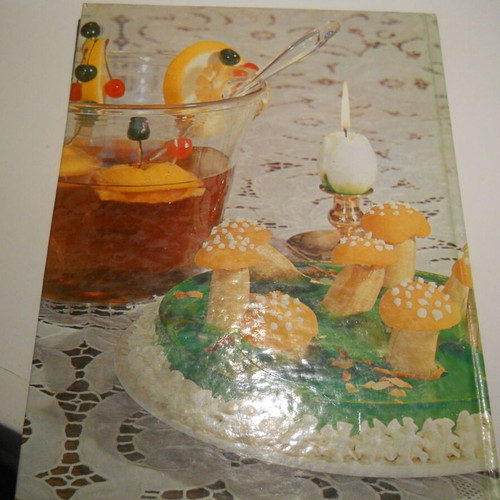 Invitation to Cocktail by Vefa Alexiadou book used in good condition