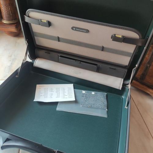 Samsonite Briefcase new condition