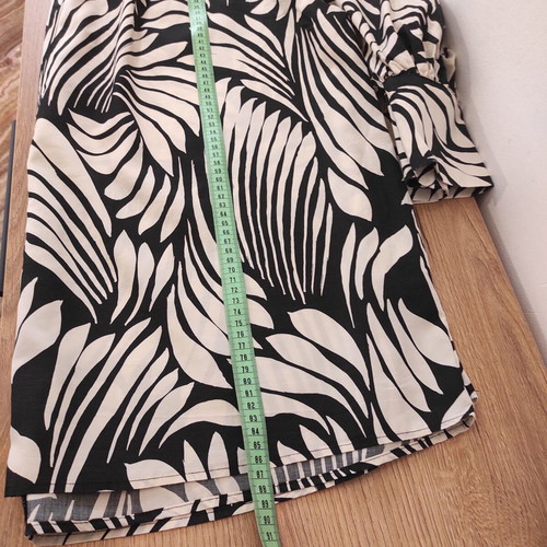 H&M dress with black and white leaf print, size L