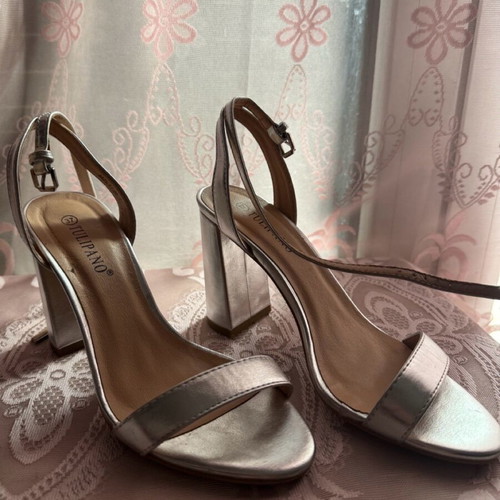Silver sandals like new, size 37, 9 cm heel