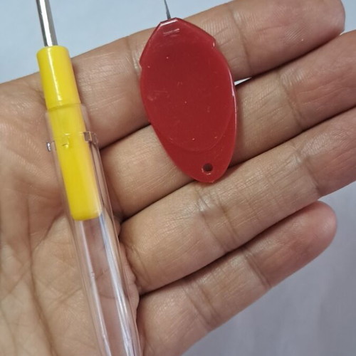Sewing Thread Remover And Needle Threader Yellow Red new