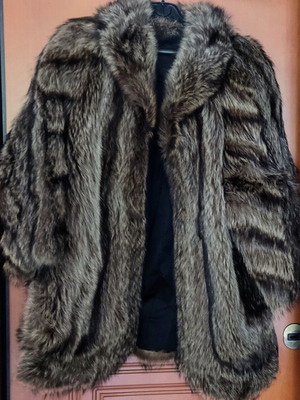 Natural fur like new