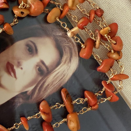 Handmade necklace with coral, copper