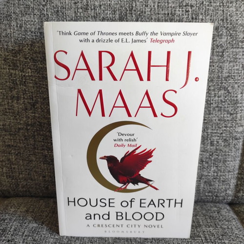 House of Earth and Blood by Sarah J. Maas, like new