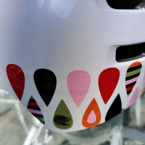 Bell helmet for bicycle, scooter and skate like new
