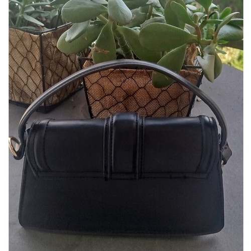 Handbag like new, black