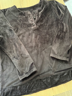 Velour pajama black, like new, size XL