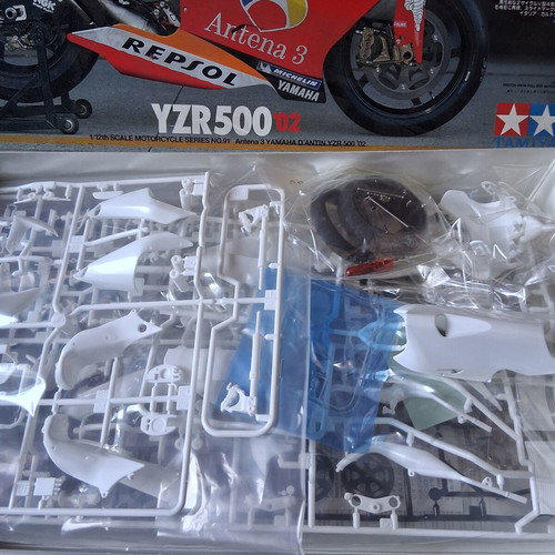 Yamaha YZR500 '02 plastic model by Tamiya, unused, scale 1/12