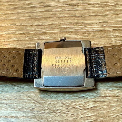 Seiko Vintage wind-up watch used, silver