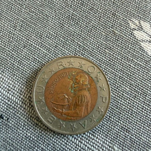 Collectible Portugal 100 Escudos coin 1989